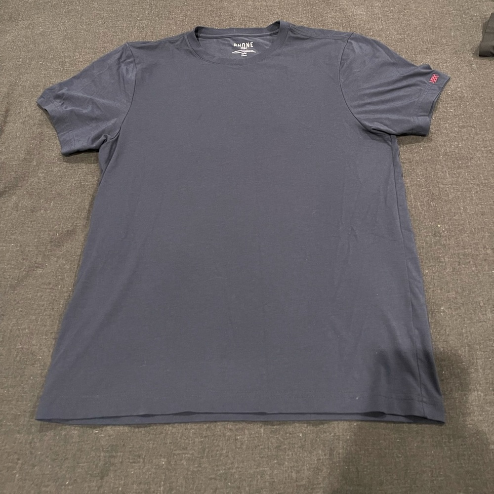 Rhone Eco Element T Shirt - M - NWOT - Navy